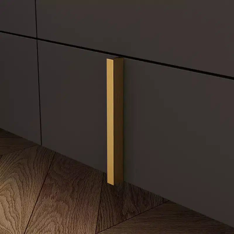 Famapy Eight Drawer Horizontal Dresser Sophisticated black finish and staggered gold knob design