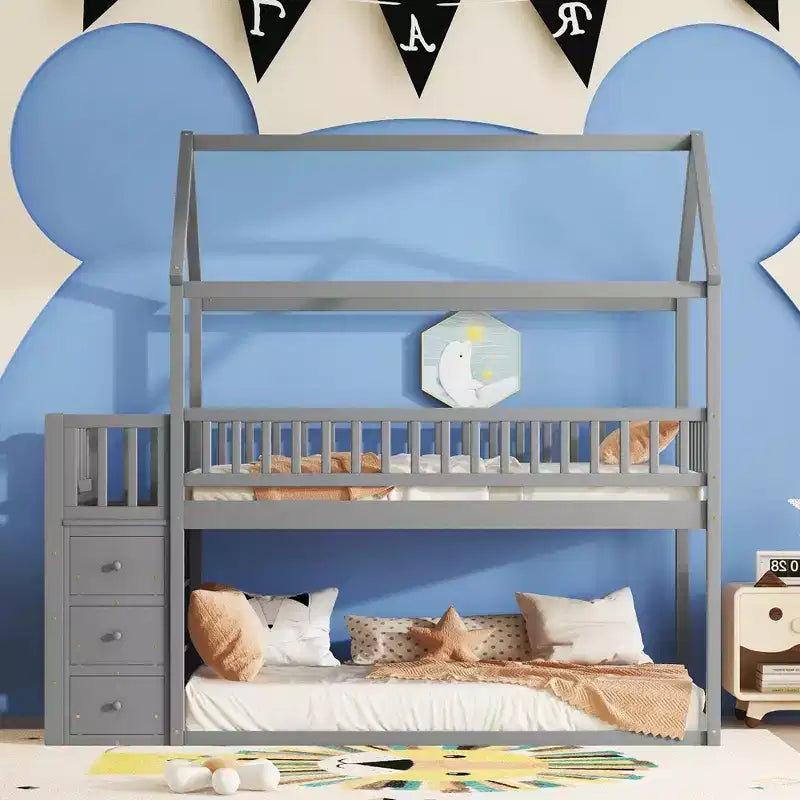 Letto a castello a forma di casetta Whisen Twin Over Twin con scaffali, cassetti e ringhiere di protezione
