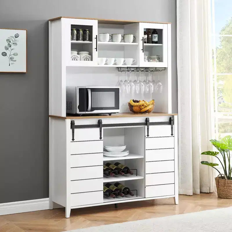 Mobile Bar in Stile Rustico da 70 Pollici con Ante Scorrevoli a Stalla e Vano Contenitore, Credenza Alta da Cucina con Porta-Vino e Bicchieri, Dispensa per Sala da Pranzo