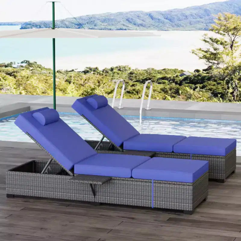COZONY Set di 2 Sedie a Sdraio da Giardino, Lettini Prendisole da Esterno in Rattan con Schienale Reclinabile Regolabile e Cuscini