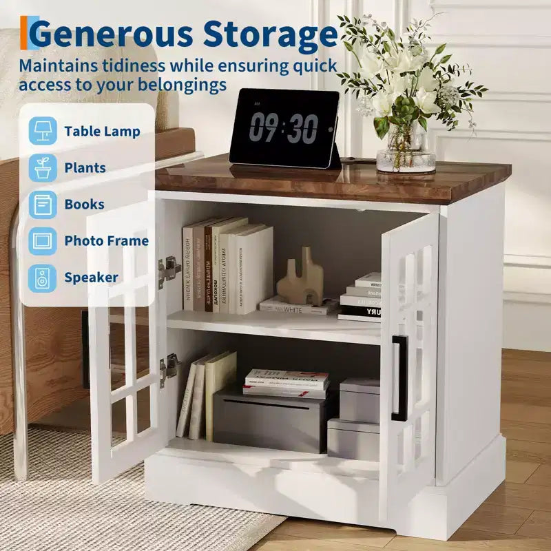 Comodino Moderno Bianco in MDF con Stazione di Ricarica, Anta in Vetro Regolabile e Spazio Contenitivo, Tavolino Compatto e Funzionale per la Camera da Letto