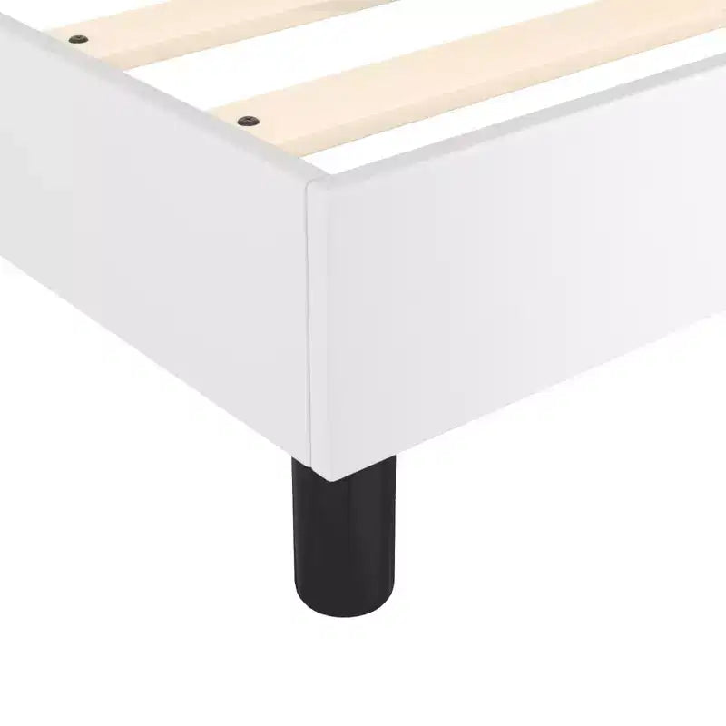 Struttura letto in similpelle bianca, compensato, legno ingegnerizzato Queen