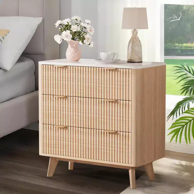 Comodino scanalato da 32" set da 2 - Comodini moderni in rovere con piano in finto marmo e 3 cassetti (tavolini curvi per camera da letto/soggiorno)