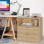 Comodino Fluted Farmhouse con Stazione di Ricarica, Comodino Moderno Mid-Century da 23", Tavolino con 2 Cassetti, Set di Tavolini in Legno per Divano e Camera da Letto