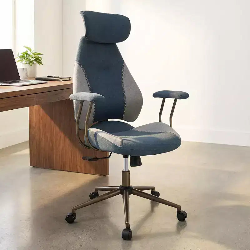Sedia da ufficio ergonomica Costway con poggiatesta 2D, schienale basculante e ruote, sedia da gaming blu/marrone e beige/grigio e blu