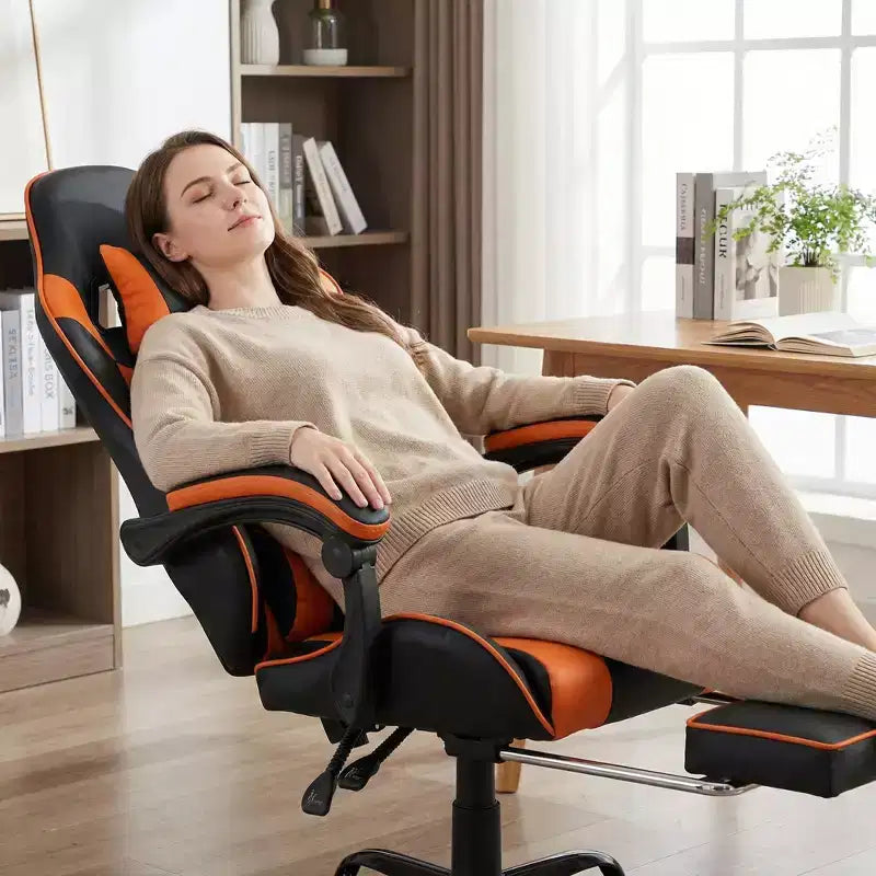 Sedia Gaming con Poggiapiedi, Sedia da Computer Ergonomica con Poggiatesta e Supporto Lombare, Sedia da Gioco Traspirante Regolabile in Altezza per Casa e Ufficio