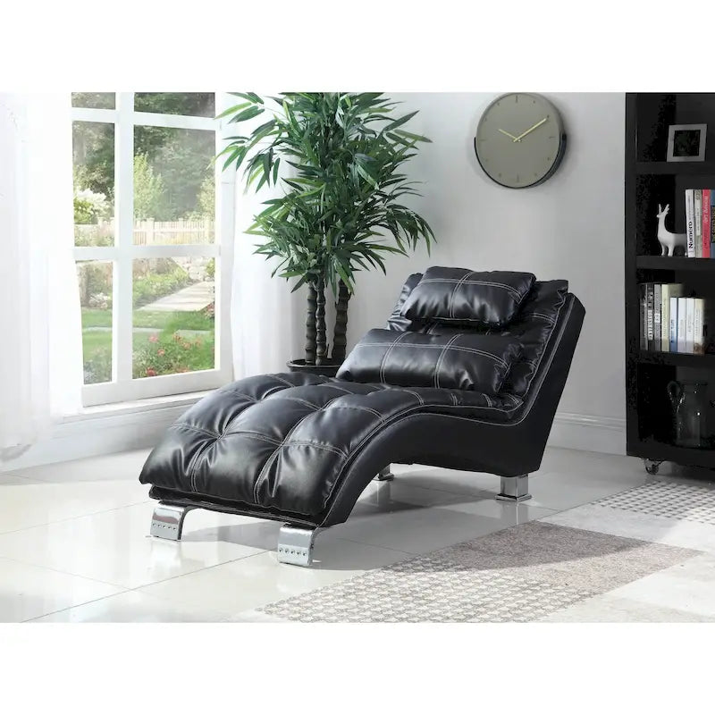 Chaise imbottita Isley con base ad arco