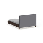 Letto a piattaforma Carson Carrington Harjavalta grigio imbottito in legno di noce in stile Mid-Century