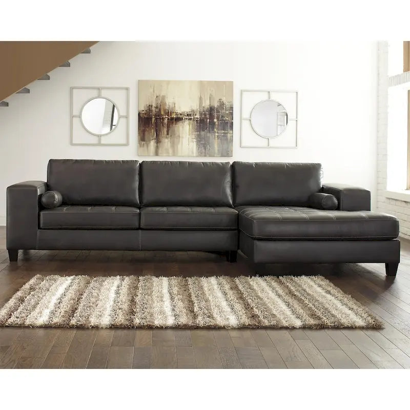 Divano angolare a 2 pezzi con chaise longue Signature Design by Ashley Nokomis