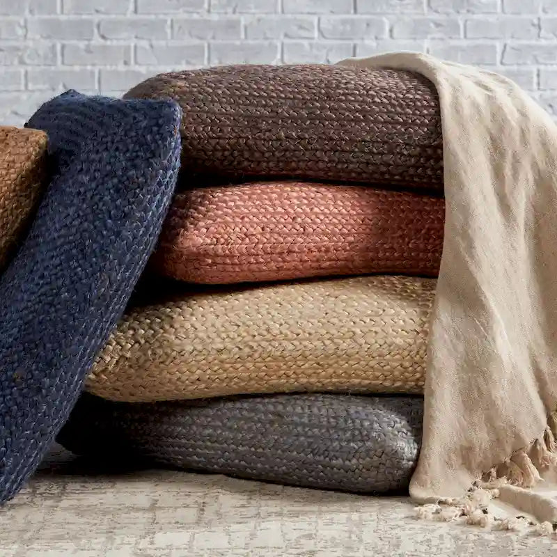 Pouf/Cuscino da pavimento Faxon in iuta testurizzata The Curated Nomad