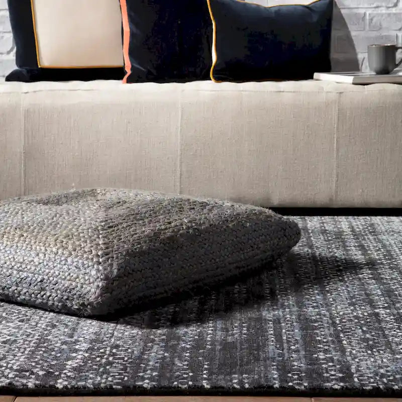 Pouf/Cuscino da pavimento Faxon in iuta testurizzata The Curated Nomad