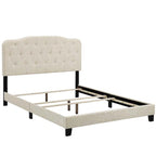 Letto matrimoniale Dayton King Size in tessuto beige con testiera trapuntata a bottoni