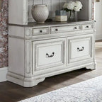 Credenza Magnolia Manor anticata bianca con finitura weathered bark