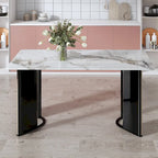 tavolo da pranzo rettangolare, piano in finto marmo bianco, gambe del tavolo in MDF con strisce decorative in metallo dorato