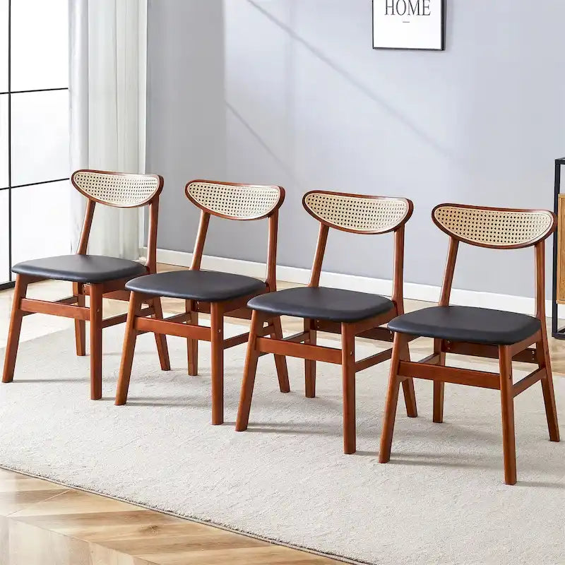 La Sedia da Pranzo in Legno Massello, Elegante e Resistente